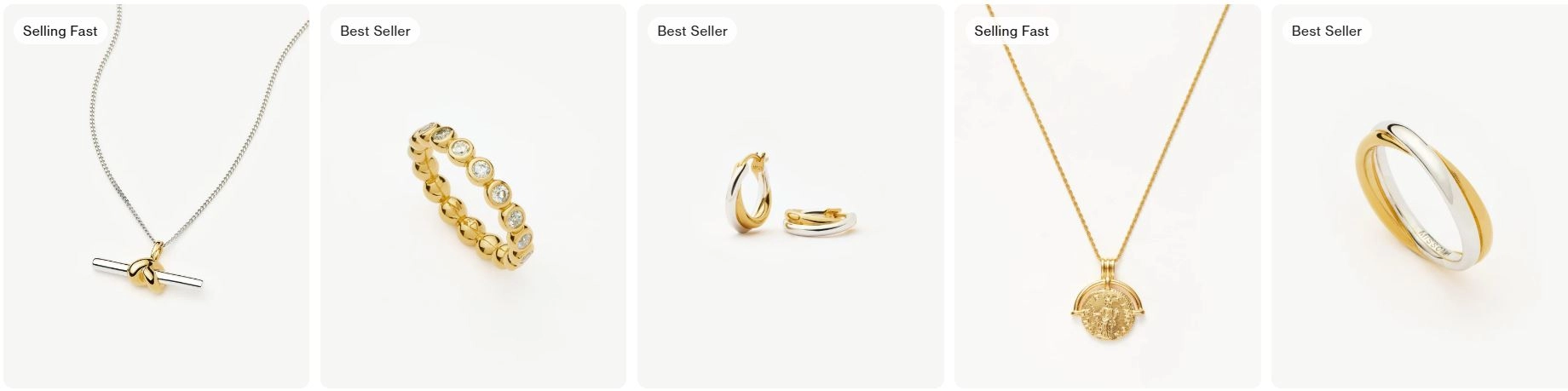 златни пръстени и колиета